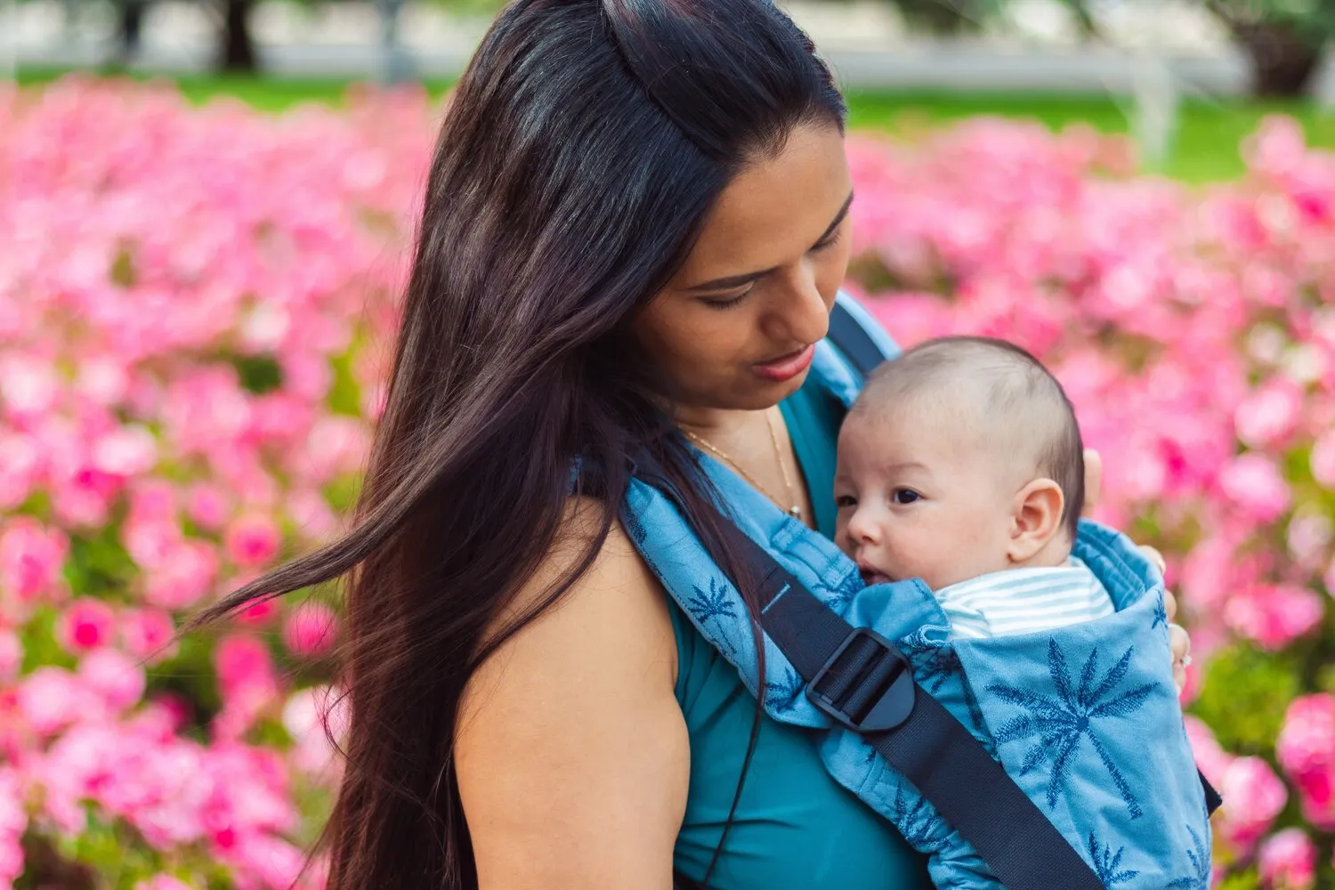 A Guide to Babywearing
